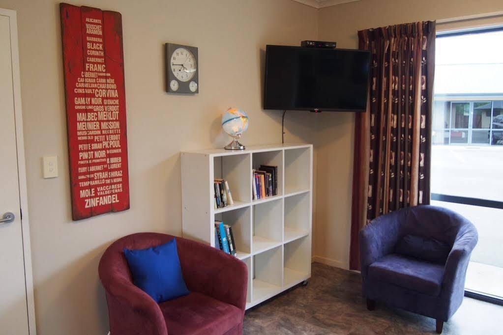 Linkwater Motel And Backpackers Esterno foto